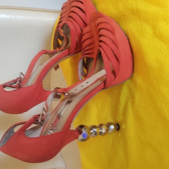 INC International Concepts Coral Heels with Metallic Accents - Picture 1 of 5